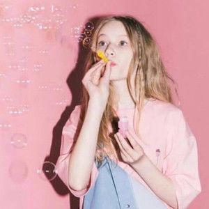 Meet your Posher, Ava